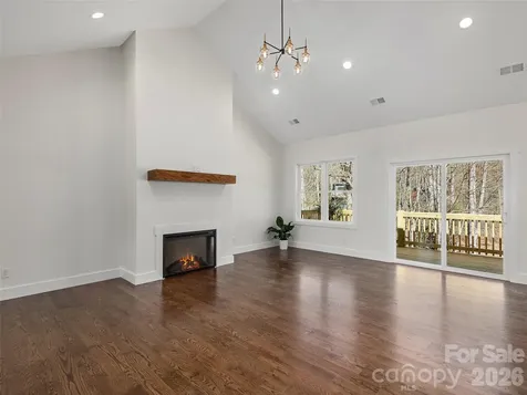 399 Crystal Heights Drive Hendersonville NC 28739