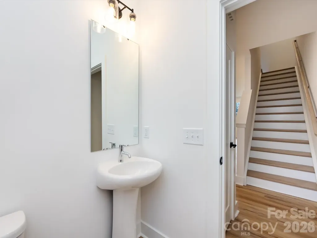 7022 Impulse Court Charlotte NC 28205