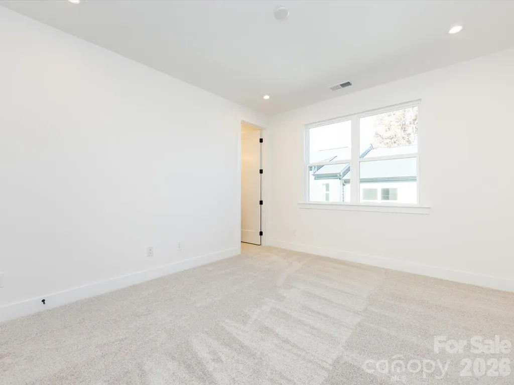 7022 Impulse Court Charlotte NC 28205