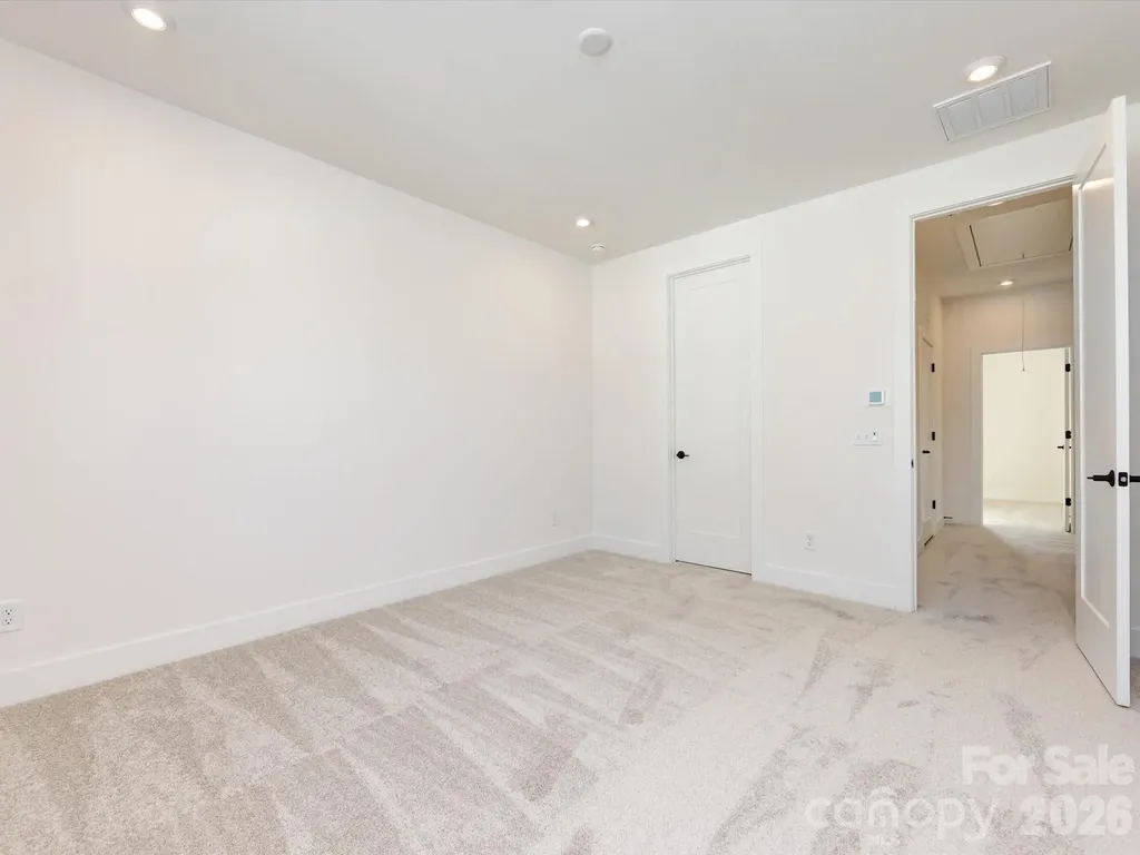 7022 Impulse Court Charlotte NC 28205