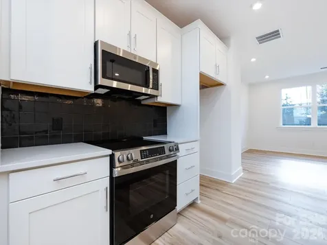 7022 Impulse Court Charlotte NC 28205