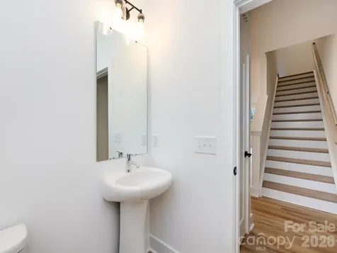 7022 Impulse Court Charlotte NC 28205