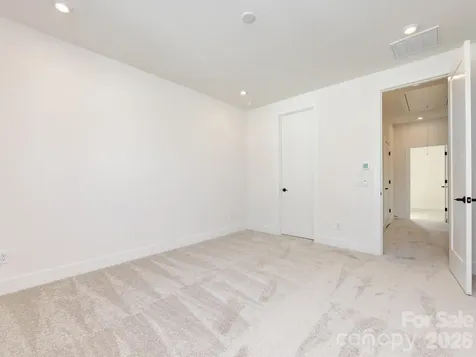 7022 Impulse Court Charlotte NC 28205