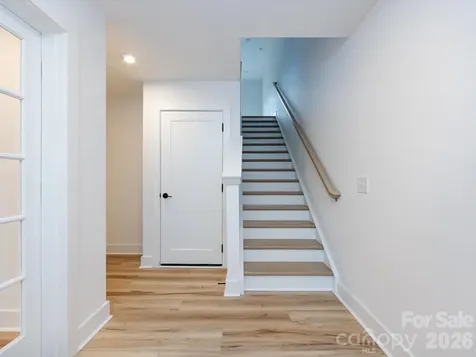 7022 Impulse Court Charlotte NC 28205