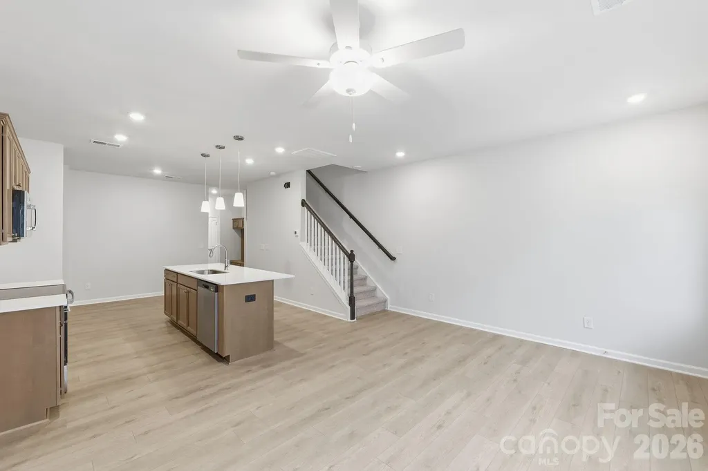 6213 Kimball Court Charlotte NC 28216