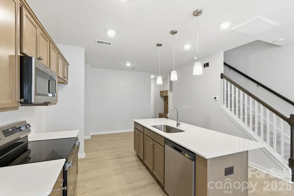6213 Kimball Court Charlotte NC 28216