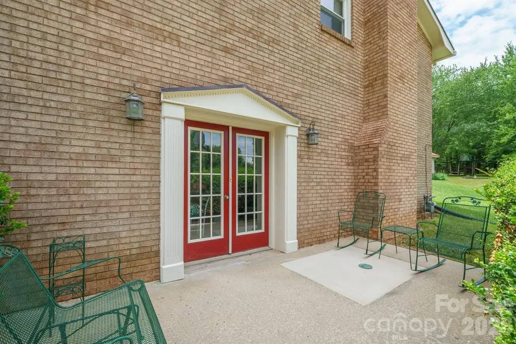 201 Wellington Drive Lincolnton NC 28092