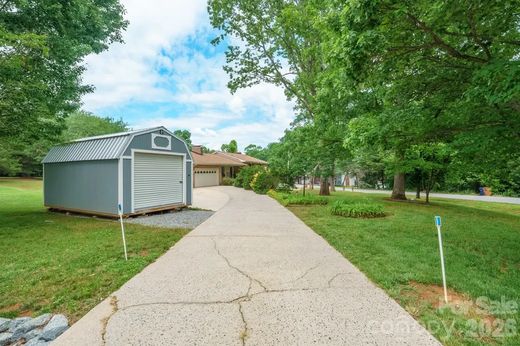 201 Wellington Drive Lincolnton NC 28092