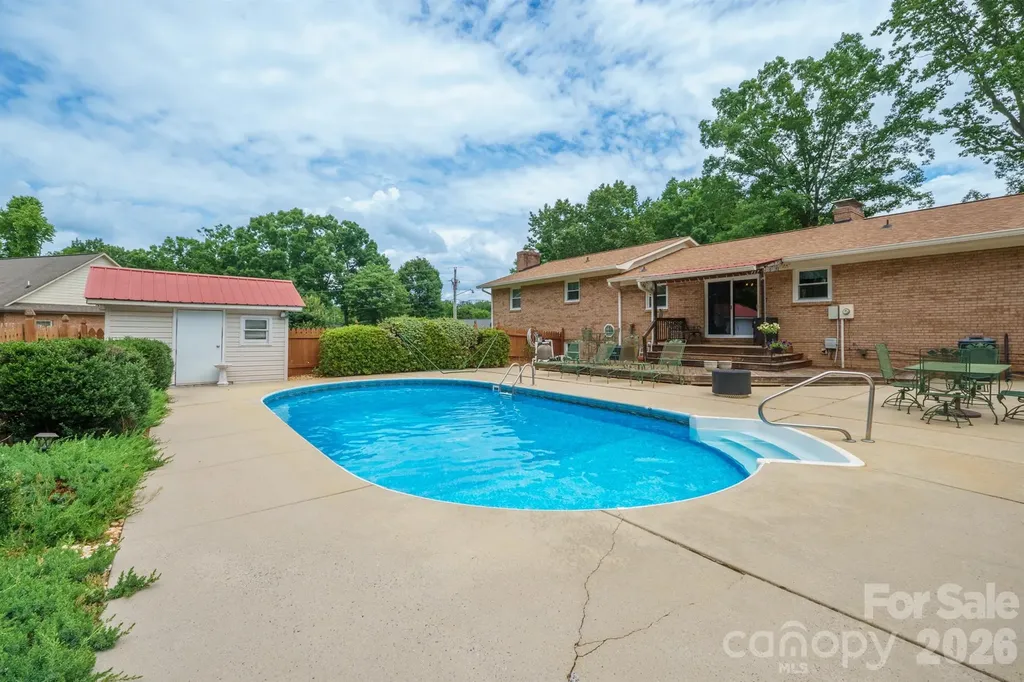 201 Wellington Drive Lincolnton NC 28092
