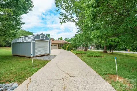 201 Wellington Drive Lincolnton NC 28092