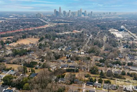 1933 St Paul Street Charlotte NC 28216