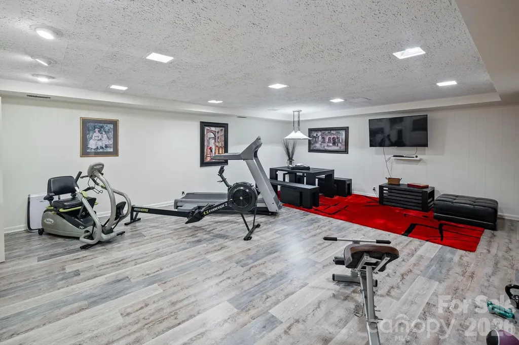 2082 2nd Street Drive NW Hickory NC 28601