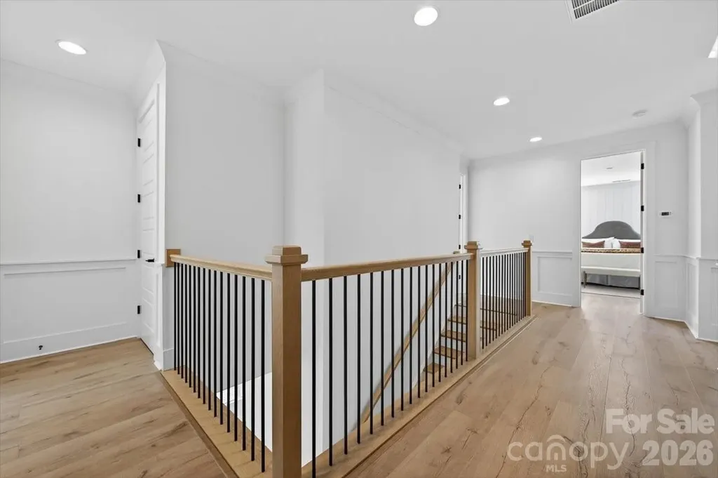 1607 Chippendale Road Charlotte NC 28205