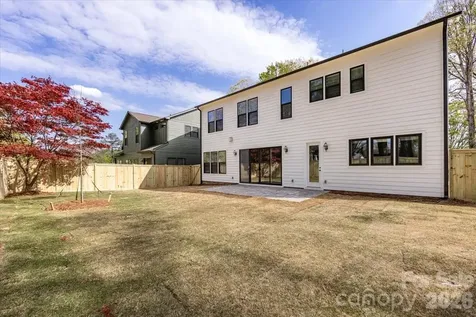 1607 Chippendale Road Charlotte NC 28205