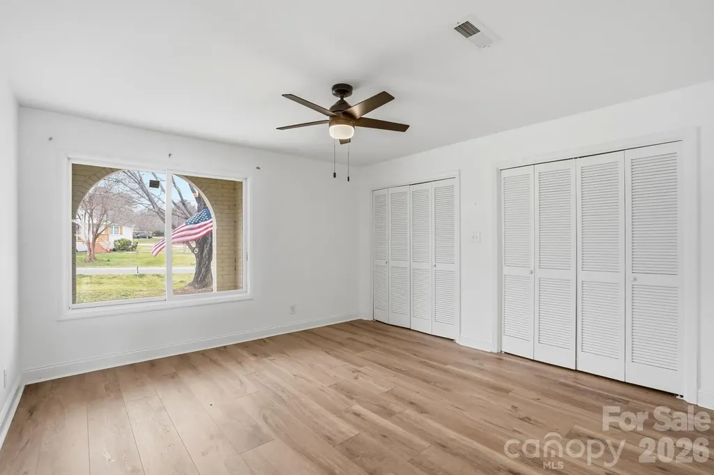 332 Shoreline Loop Mooresville NC 28117