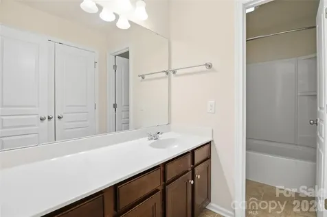 10102 Paxton Run Road Charlotte NC 28277