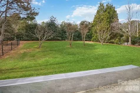 10102 Paxton Run Road Charlotte NC 28277