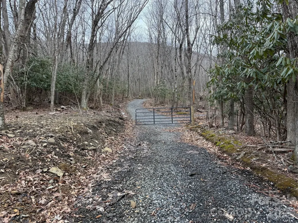 286 Frontier Drive West Jefferson NC 28694