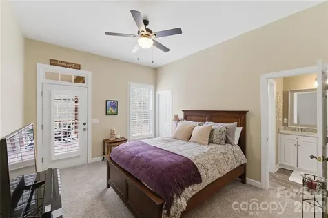 402 W Glenview Drive W Salisbury NC 28147