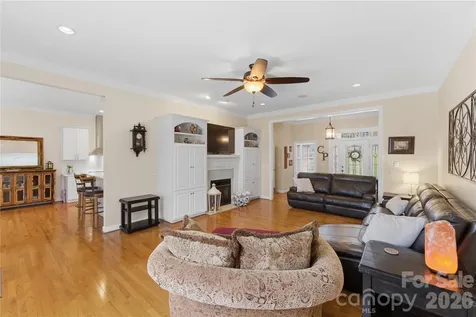 402 W Glenview Drive W Salisbury NC 28147