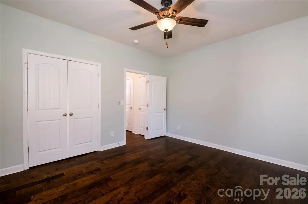 8720 Artesa Mill Lane Charlotte NC 28214