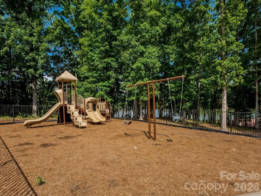 8720 Artesa Mill Lane Charlotte NC 28214