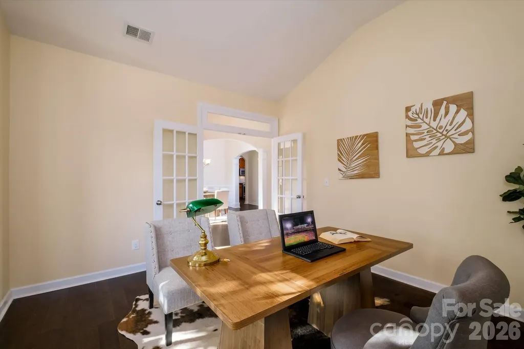 8720 Artesa Mill Lane Charlotte NC 28214