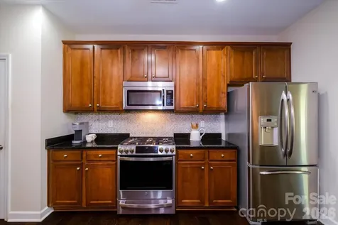 8720 Artesa Mill Lane Charlotte NC 28214