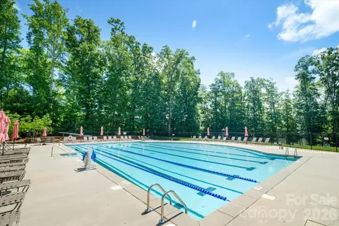 8720 Artesa Mill Lane Charlotte NC 28214