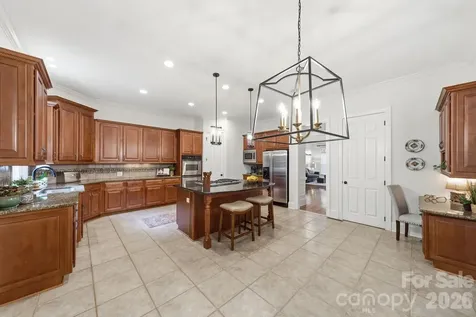 1802 Summit View Place Waxhaw NC 28173