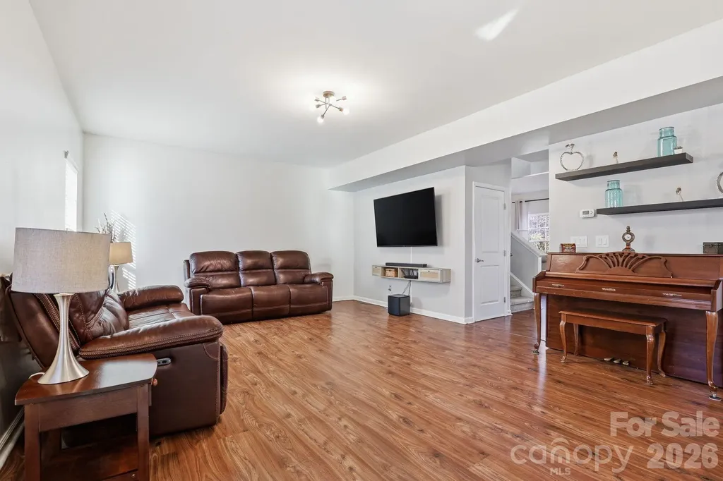 7532 W Berkeley Road Denver NC 28037