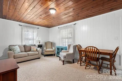 88 Lincoln Avenue Marion NC 28752