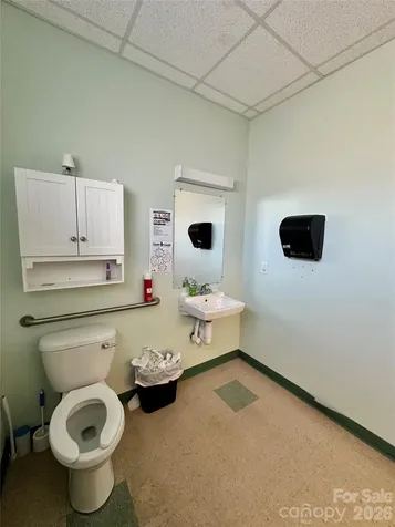 527 West Park Circle North Wilkesboro NC 28659