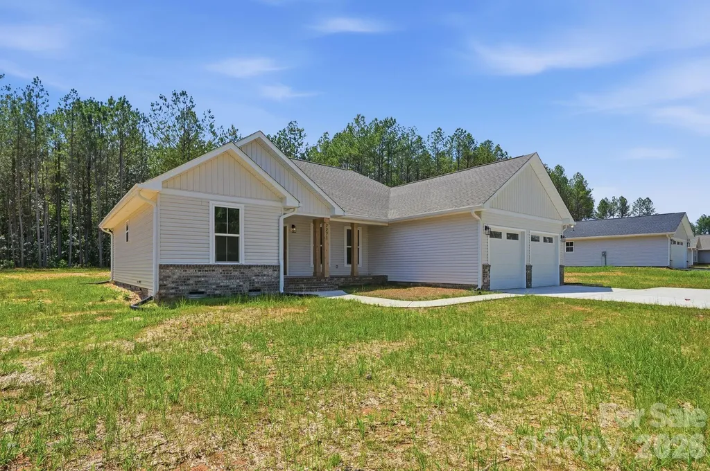 2271 Lee Lawing Road Lincolnton NC 28092