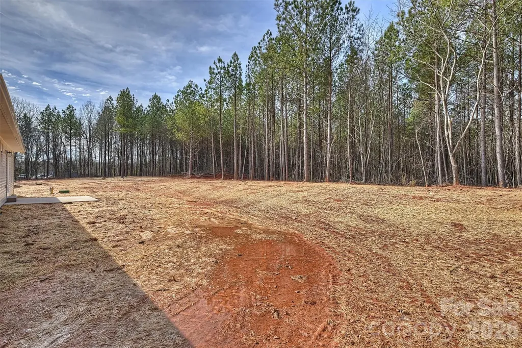 2271 Lee Lawing Road Lincolnton NC 28092