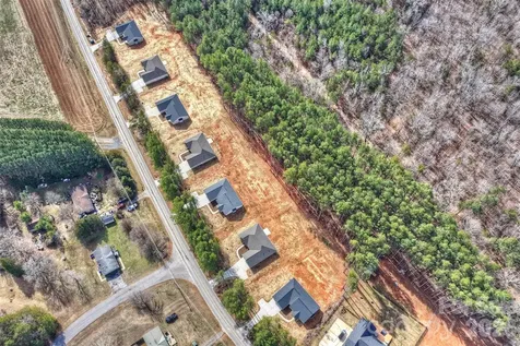 2263 Lee Lawing Road Lincolnton NC 28092
