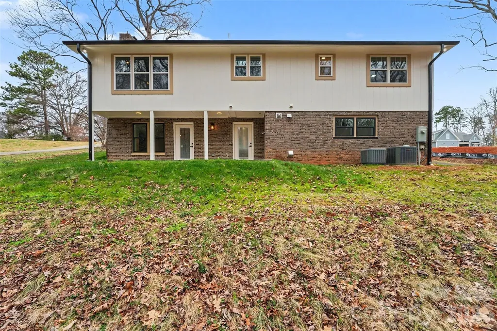 32 Bowen Drive Belmont NC 28012