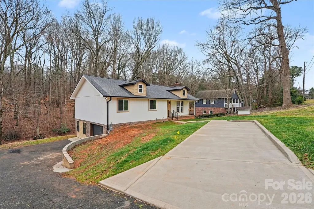 32 Bowen Drive Belmont NC 28012