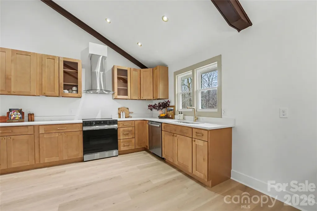 32 Bowen Drive Belmont NC 28012