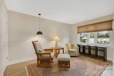 403 Crowfields Drive Asheville NC 28803