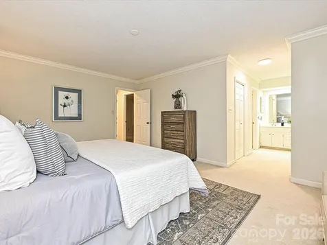 7417 Red Oak Lane Charlotte NC 28226