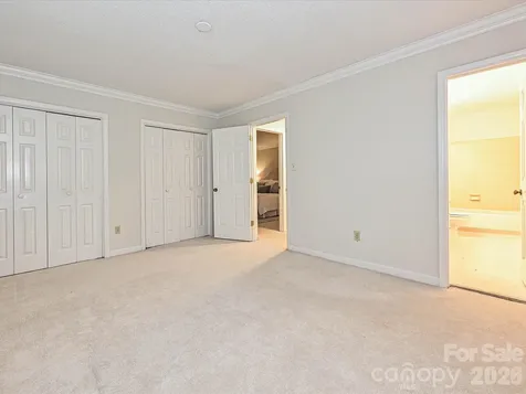 7417 Red Oak Lane Charlotte NC 28226