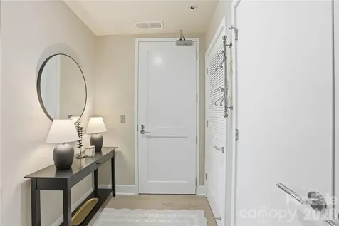 1133 Metropolitan Avenue Charlotte NC 28204