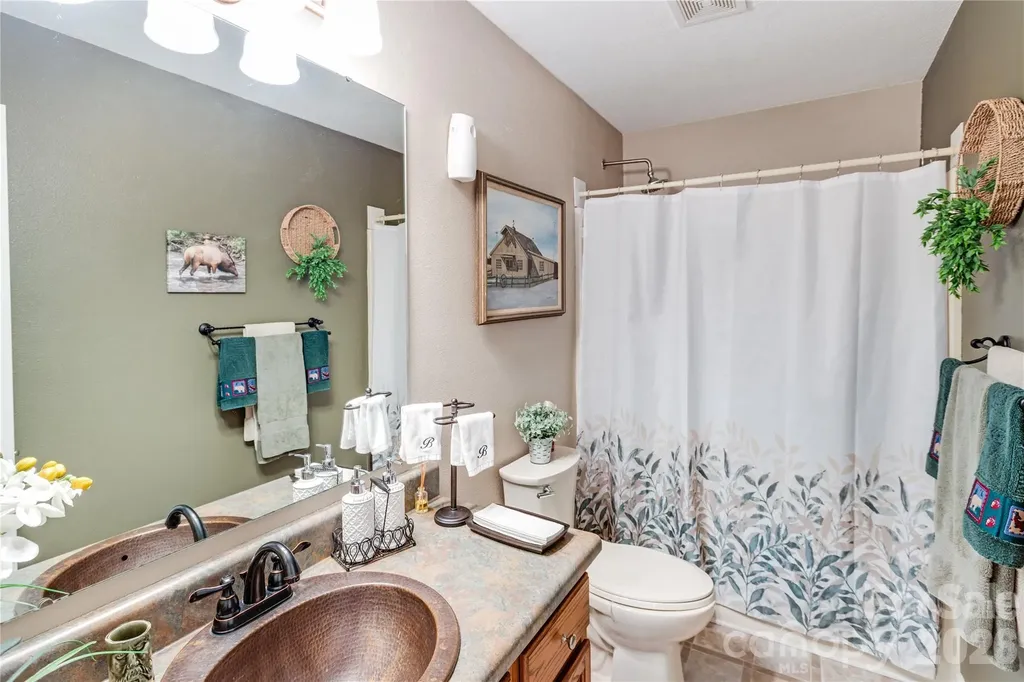 872 Mountainside Drive Waynesville NC 28786