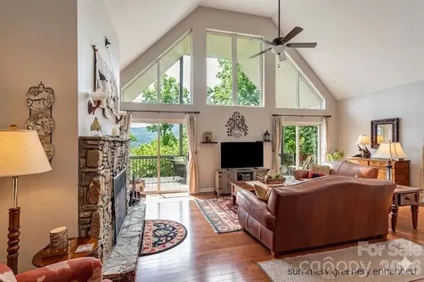 872 Mountainside Drive Waynesville NC 28786