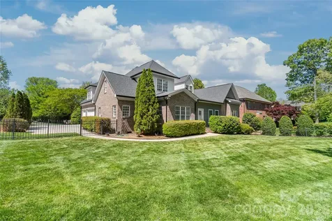 4139 French Fields Lane Harrisburg NC 28075