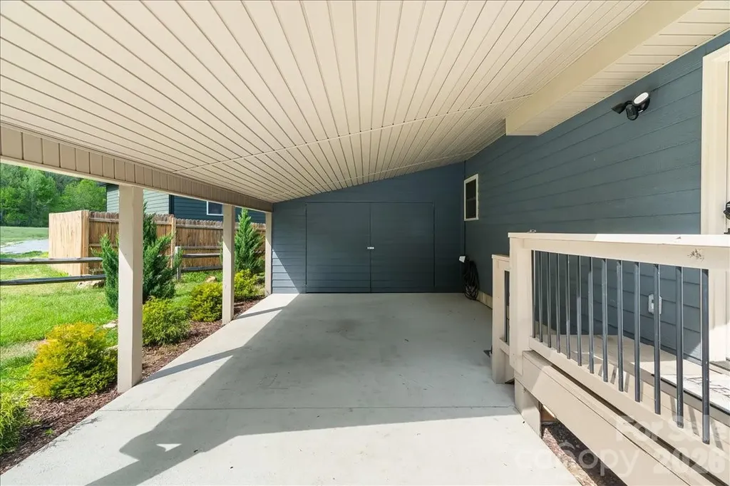 33 Indian Trace Road Maggie Valley NC 28751