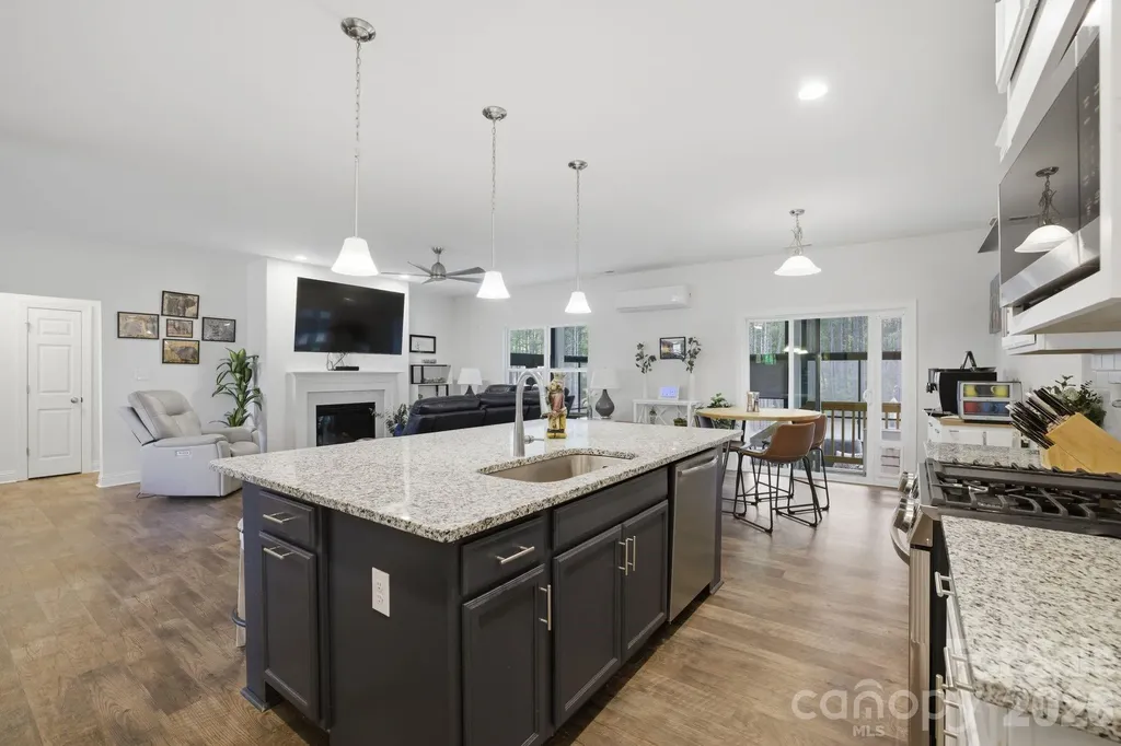 314 Potters Landing Denton NC 27239