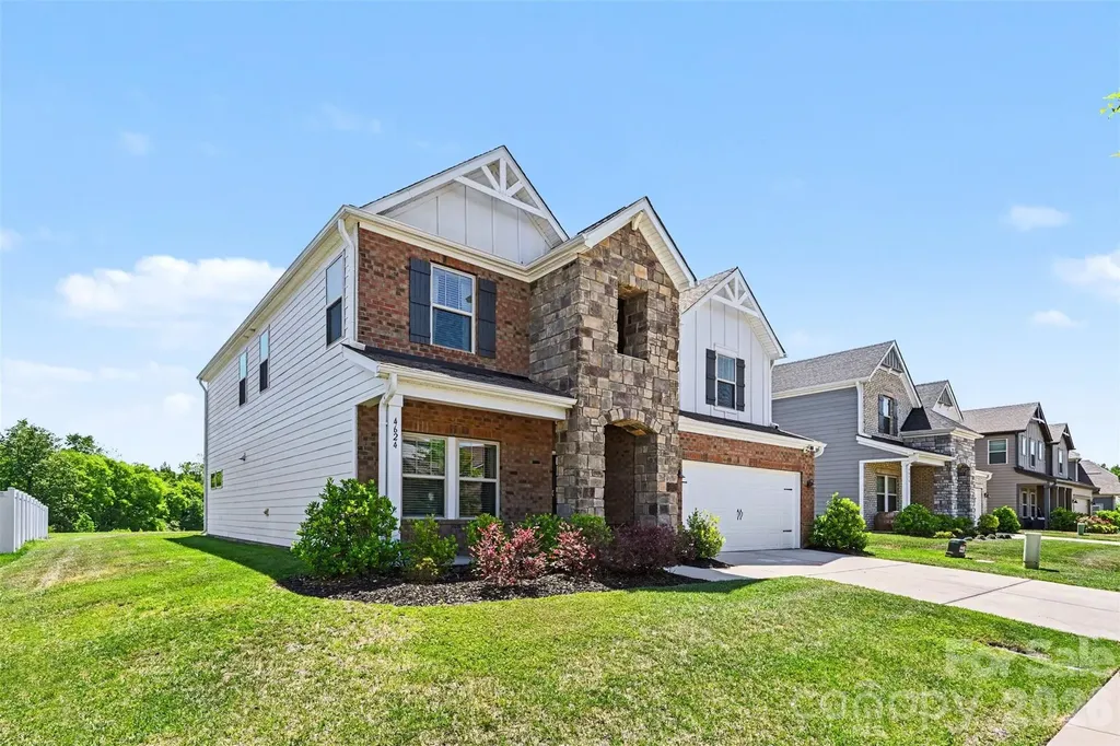 4624 Woodgreen Avenue Kannapolis NC 28081