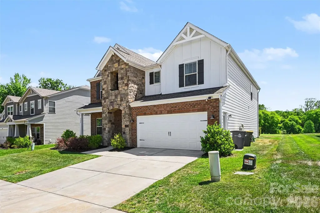 4624 Woodgreen Avenue Kannapolis NC 28081